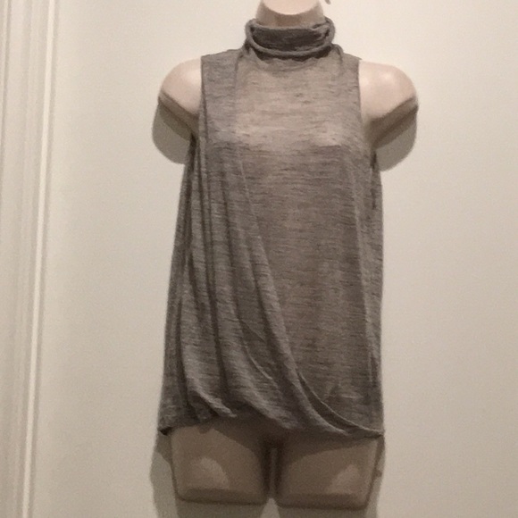 Zara Tops - Zara new w/tag M
